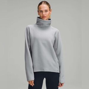 Lululemon Waffle-Knit Funnel-Neck Long-Sleeve Shirt in Rhino Grey size 6